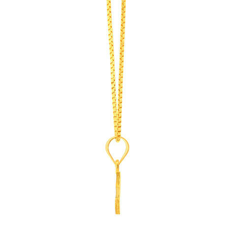 22K Yellow Gold Initial P Pendant with gold weight of 0.94g