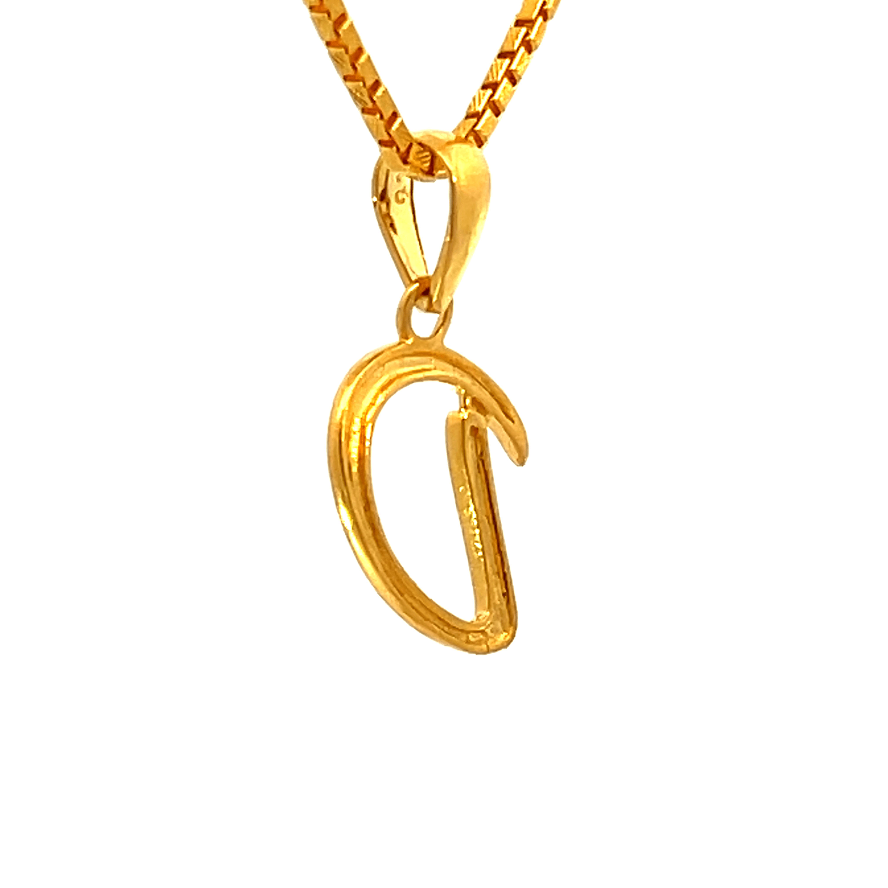 22K Yellow Gold Initial Initial D Pendants with gold weight of 1.72g