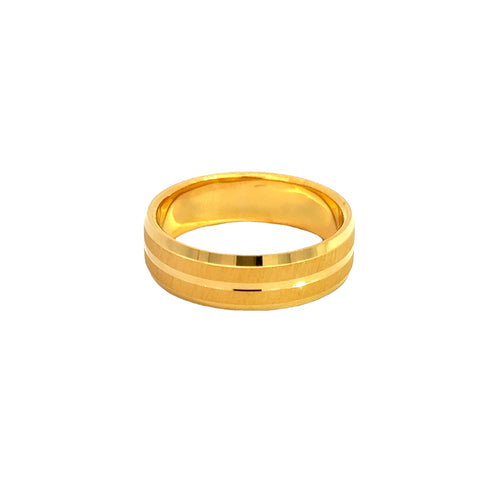 22k Yellow Gold Bold Striking Wedding Band Ring measuring 8.5 x 6mm thickness