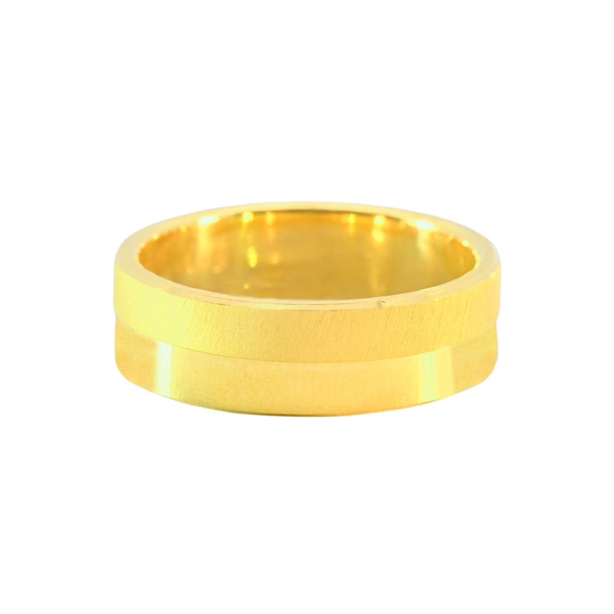 22k Yellow Gold Lively Vibrant Wedding Band Ring measuring 8 x 6mm  thickness