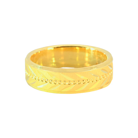22k Yellow Gold Immaculate Pristine Wedding Band Ring measuring 8 x 6mm  thickness