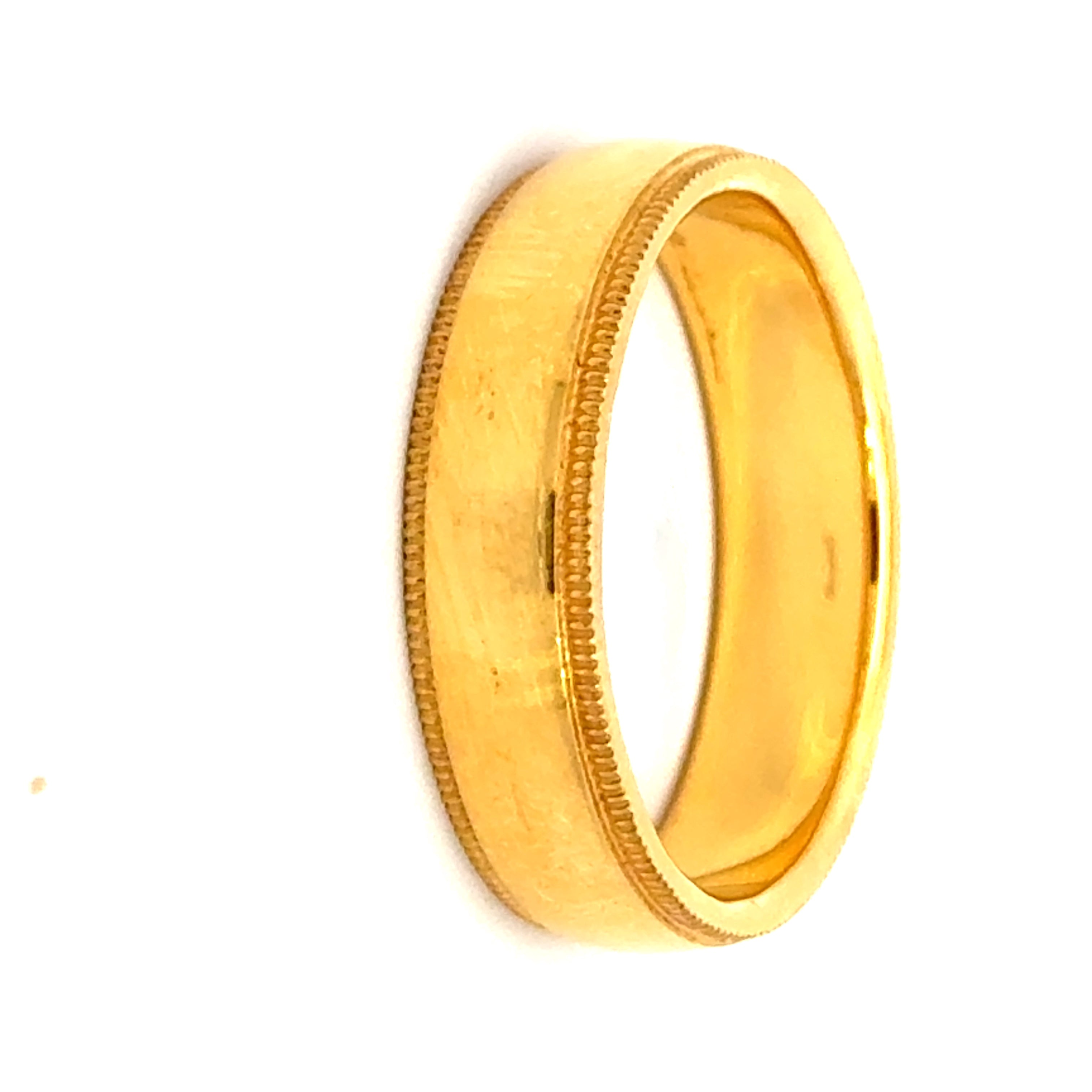 22k Yellow Gold Traditonal Wedding Band Ring measuring 7 x 6mm thickness