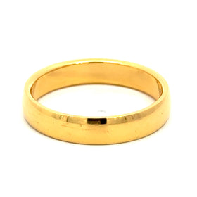 22k Yellow Gold Classic Slim Wedding Band Ring measuring 7 x 4mm thickness