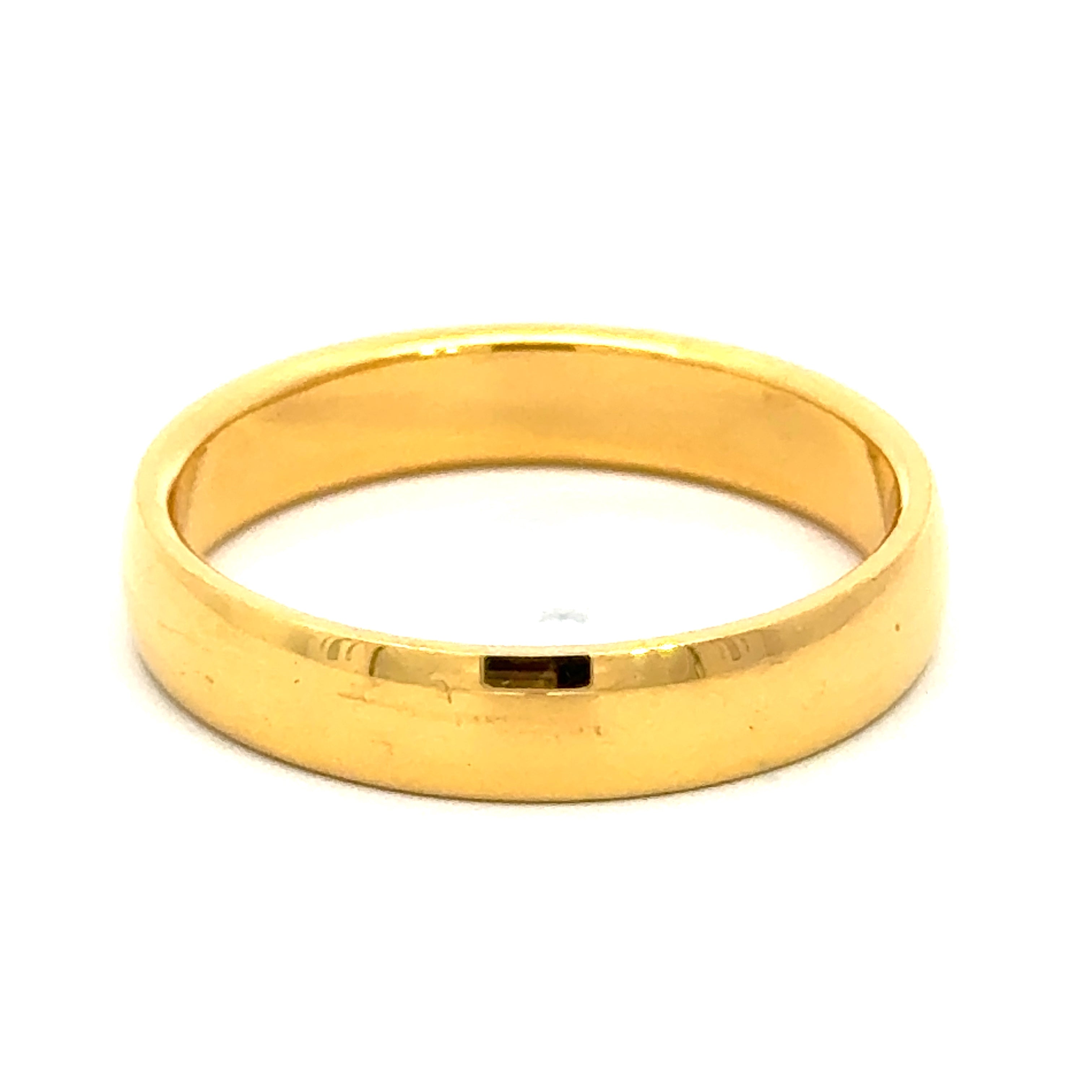 22k Yellow Gold Classic Slim Wedding Band Ring measuring 10 x 4mm thickness