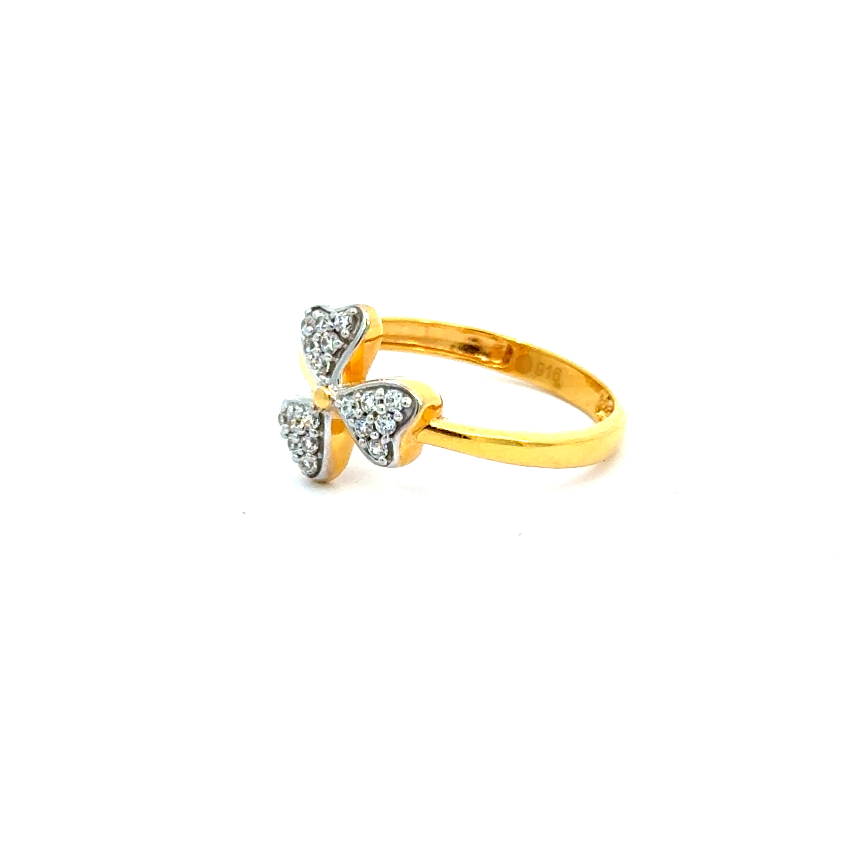 22k Yellow Cubic Zirconia Cocktail Fancy Clover  Rings in size 7 and total gold weight of 3.53g