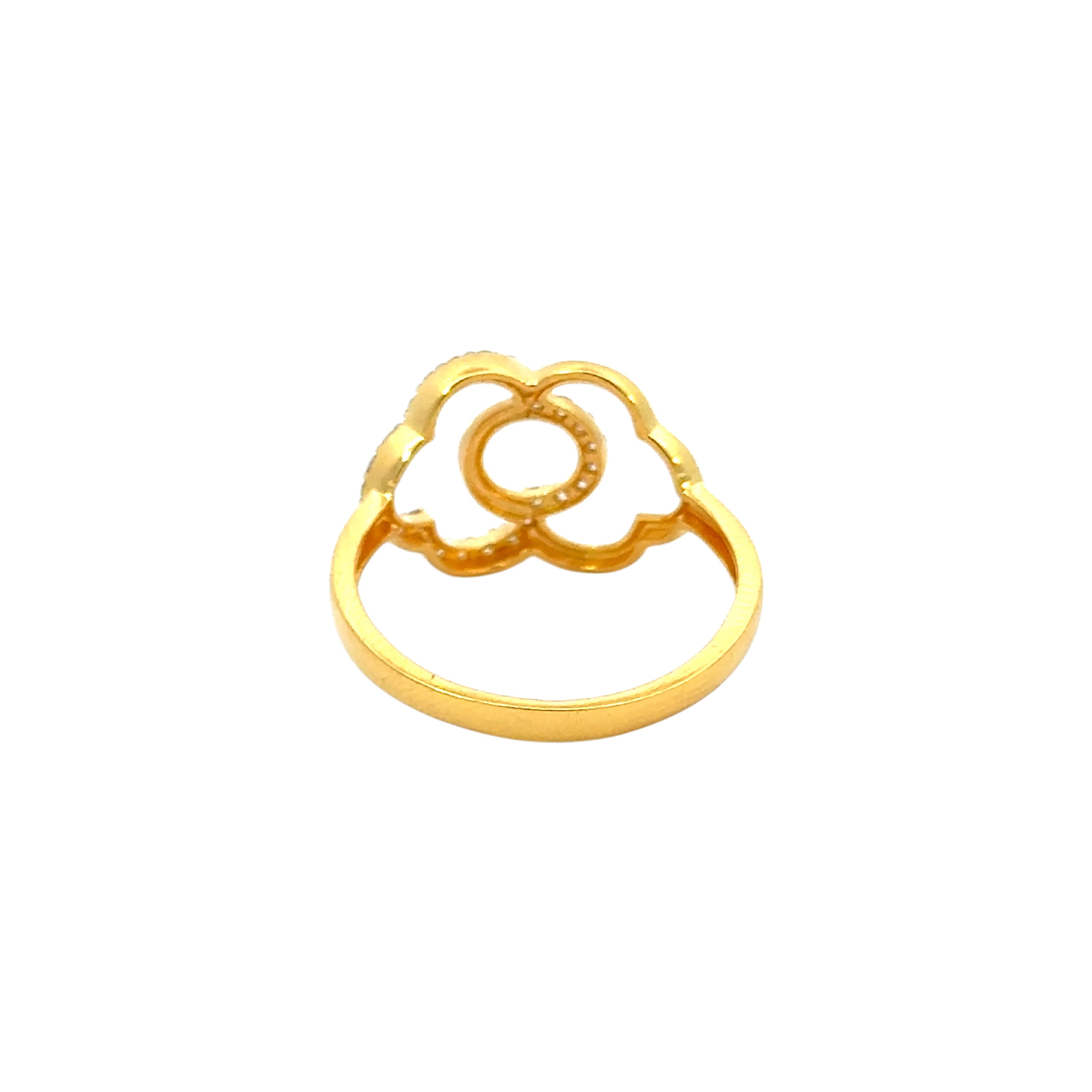 22k Yellow Cubic Zirconia Cocktail Fancy Clover  Rings in size 8 and total gold weight of 2.84g
