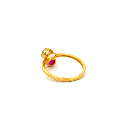 22k Yellow Cubic Zirconia Cocktail Fancy Petite  Rings in size 6.5 and total gold weight of 2.54g