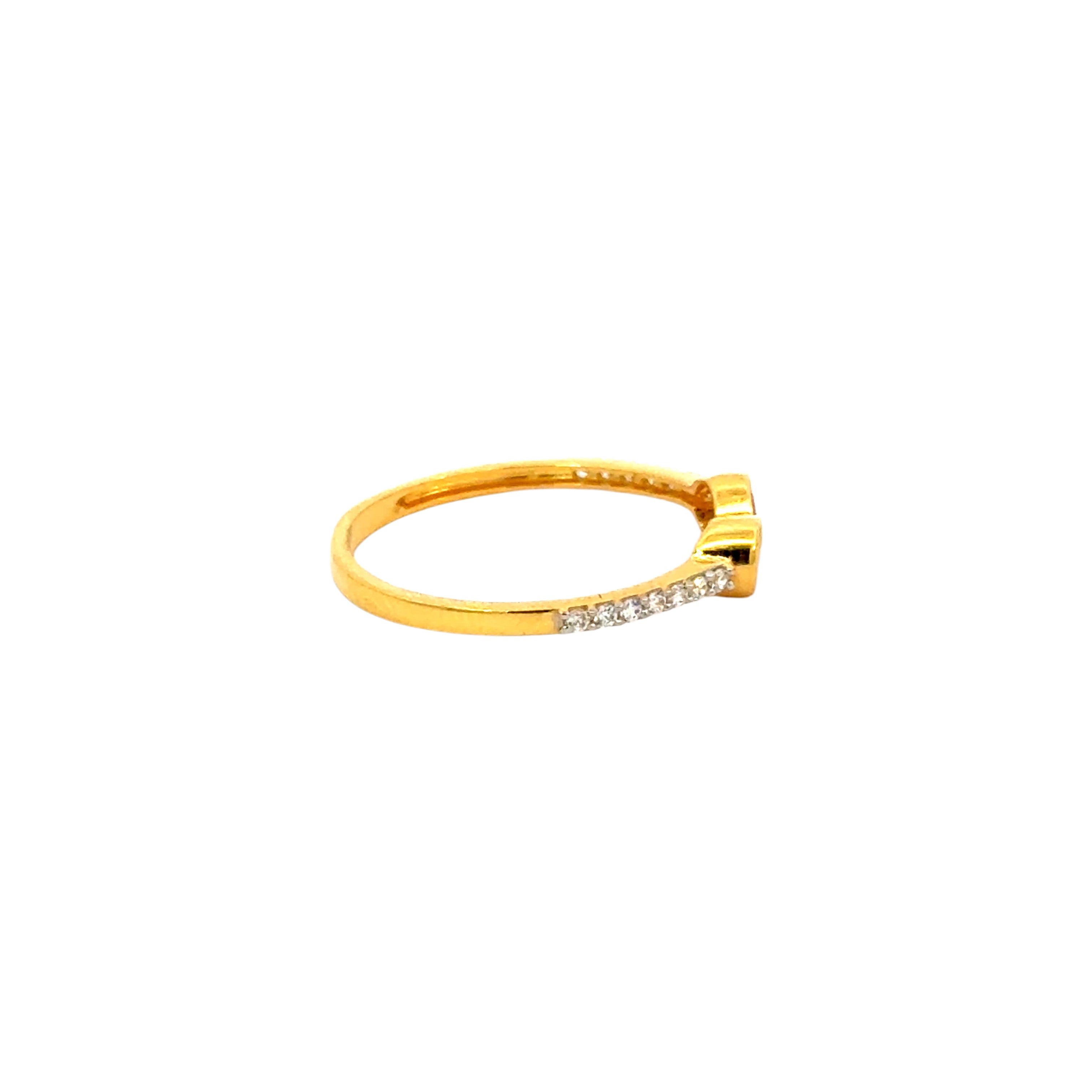 22k Yellow Cubic Zirconia Cocktail Fancy Petite  Rings in size 8 and total gold weight of 1.81g