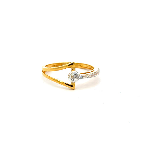 22k Yellow Cubic Zirconia Solitaire Cocktail Petite  Rings in size 6.5 and total gold weight of 2.18g