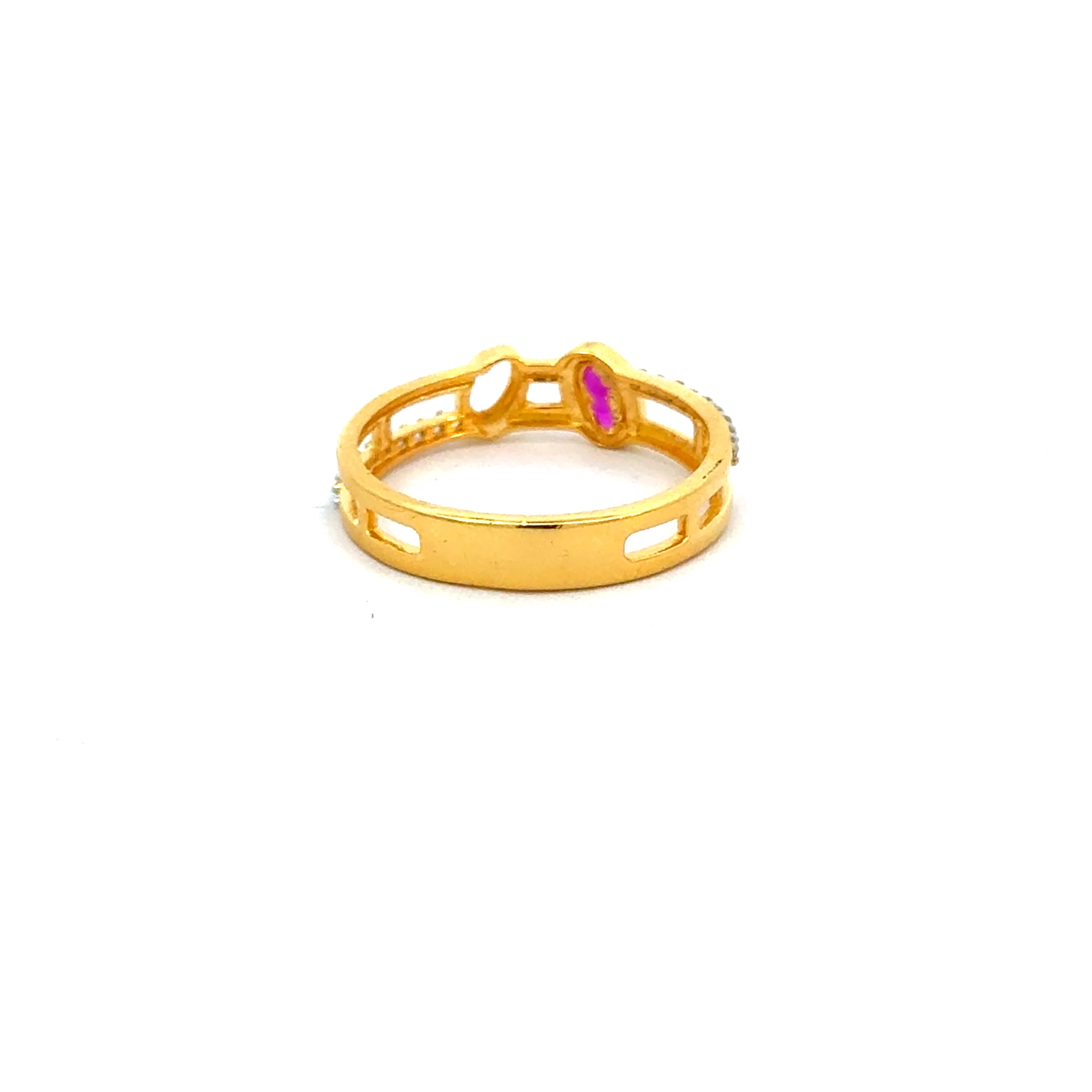 22k Yellow Cubic Zirconia Solitaire Cocktail Rings in size 7 and total gold weight of 2.67g