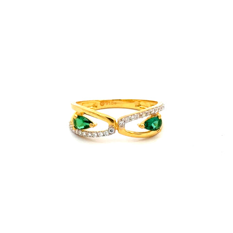 22k Yellow Cubic Zirconia Cocktail Fancy Petite  Rings in size 6.5 and total gold weight of 2.49g