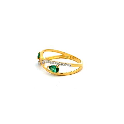 22k Yellow Cubic Zirconia Cocktail Fancy Petite  Rings in size 6.5 and total gold weight of 2.49g