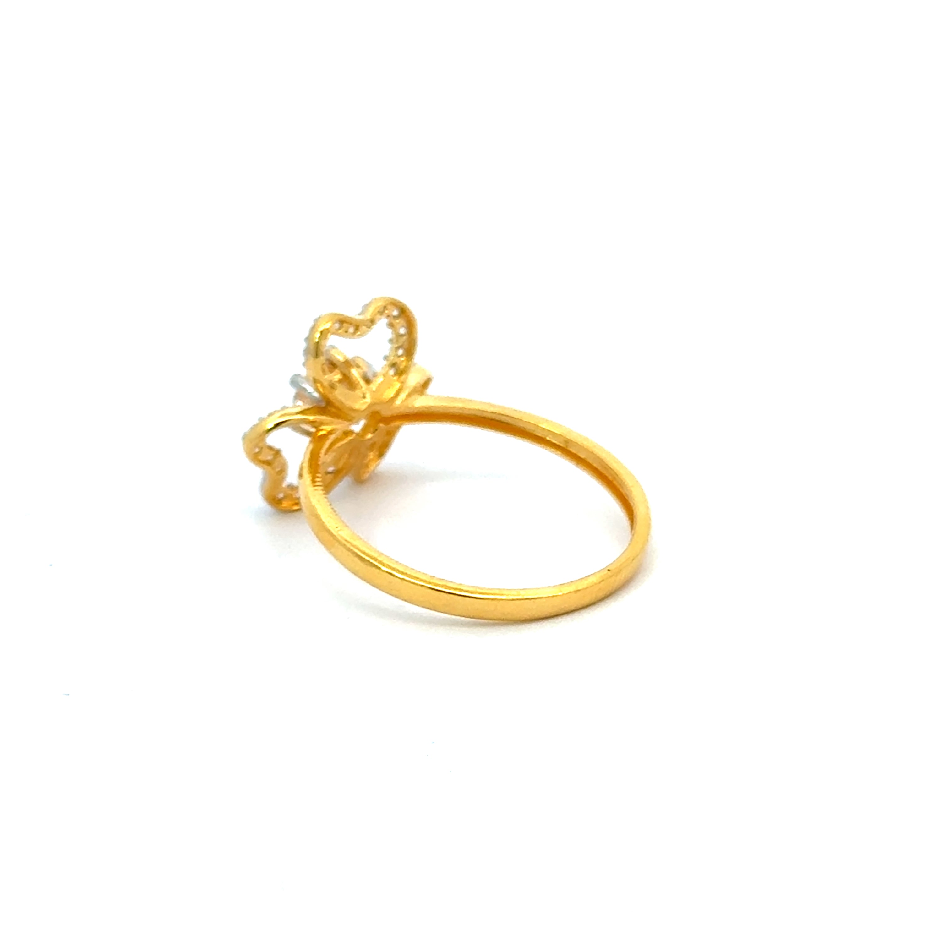 22k Yellow Cubic Zirconia Solitaire Fancy Clover  Rings in size 8 and total gold weight of 2.88g