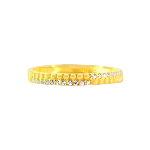 22k Yellow Cubic Zirconia Ring in size 8 and total gold weight of 1.92g