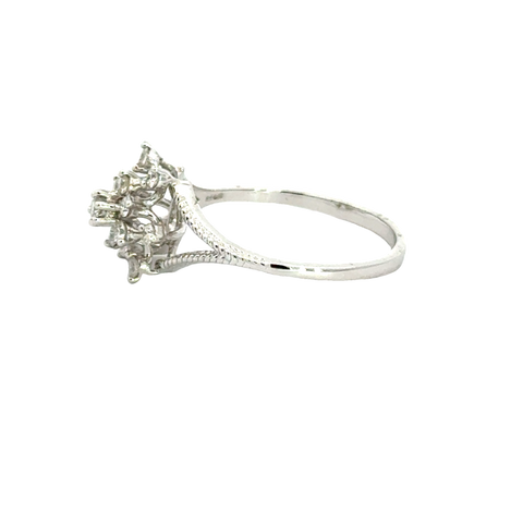 18k White Gold and Diamond Fancy Ring in size 5.5 and total gold weight of 2.23g