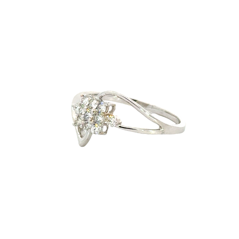 18k White Gold and Diamond Fancy Ring in size 6.5 and total gold weight of 1.78g