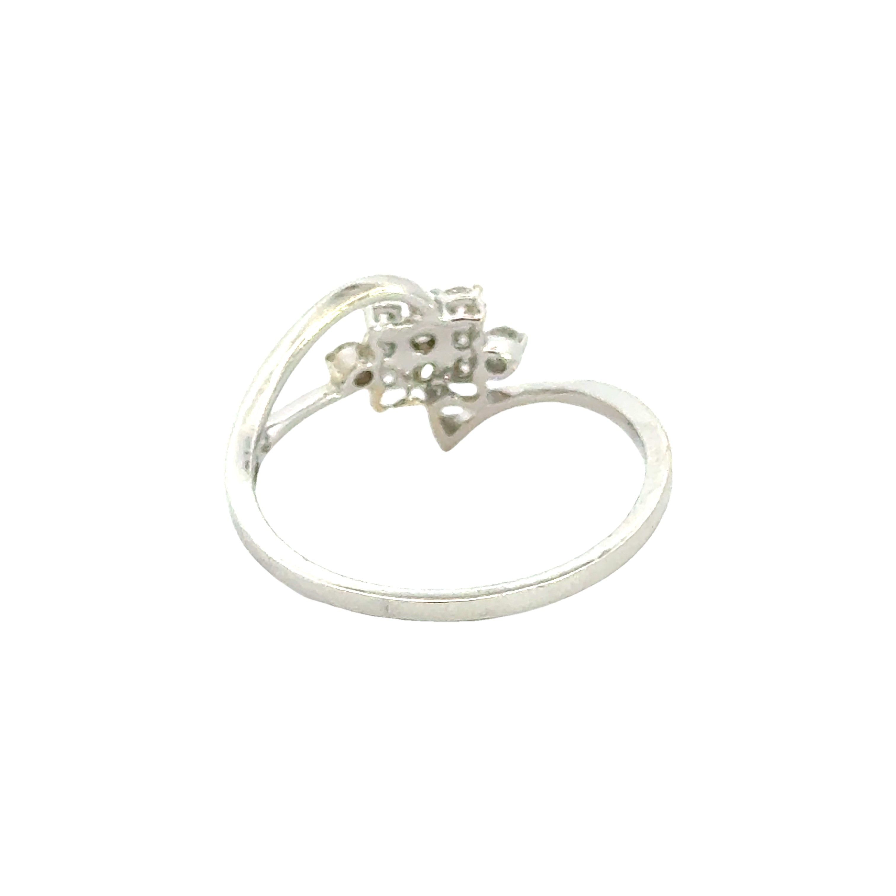 18k White Gold and Diamond Fancy Ring in size 6.5 and total gold weight of 1.78g