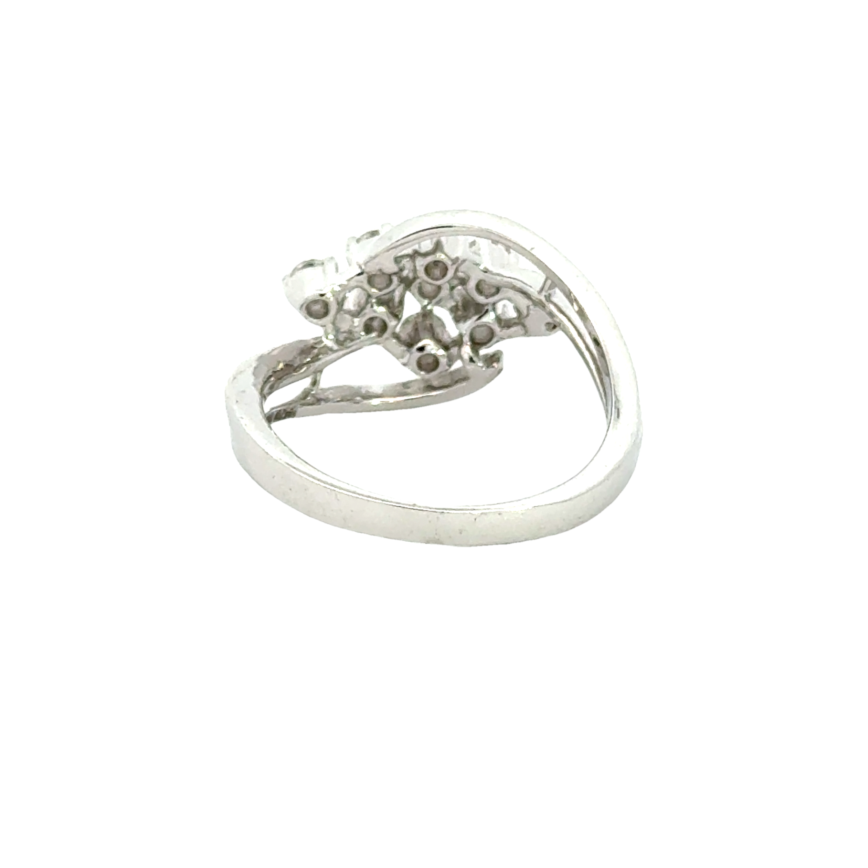 18k White Gold and Diamond Fancy Ring in size 5.5 and total gold weight of 3.76g