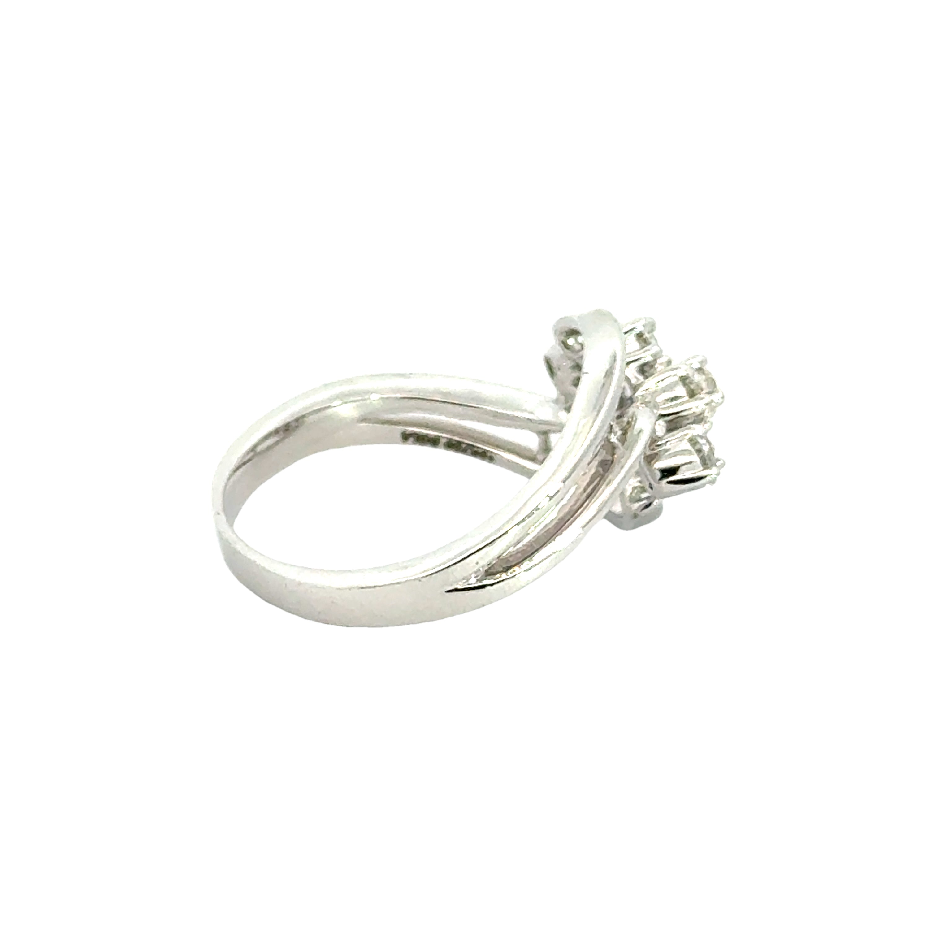 18k White Gold and Diamond Fancy Ring in size 5.5 and total gold weight of 3.76g