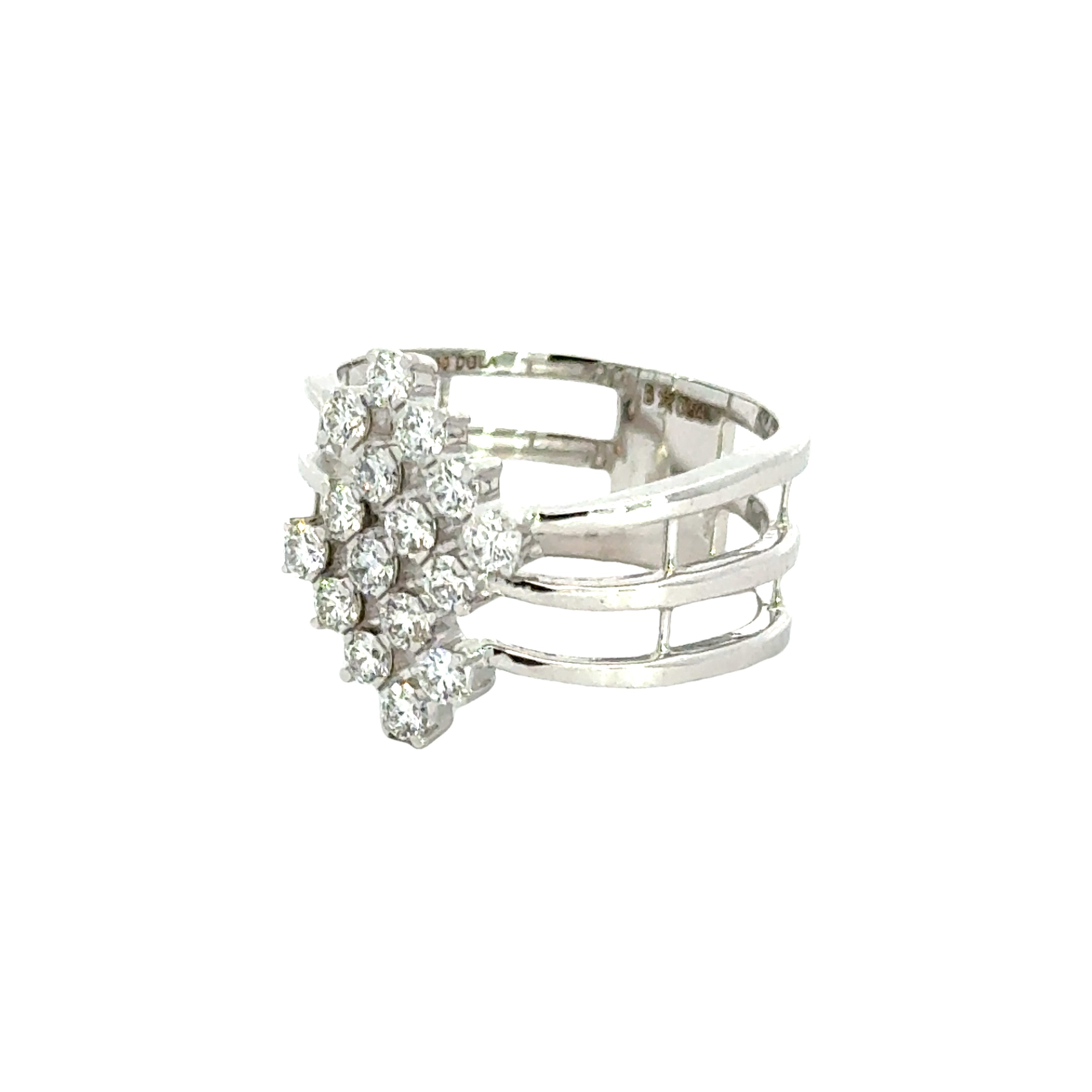 18k White Gold and Diamond Fancy Ring in size 5 and total gold weight of 4.75g