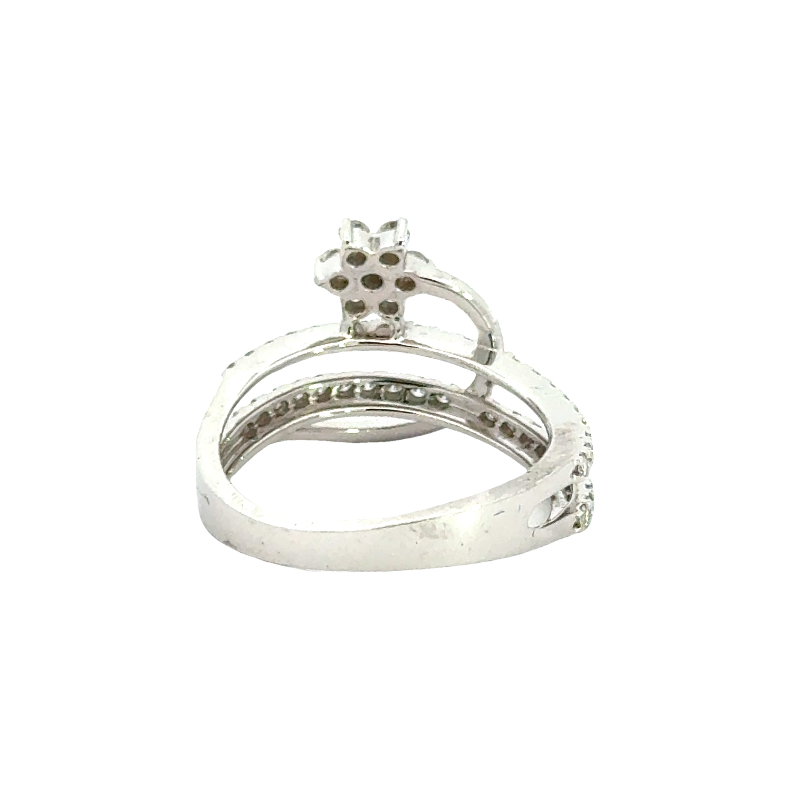 18k White Gold and Diamond Fancy Ring in size 5.5 and total gold weight of 3.27g