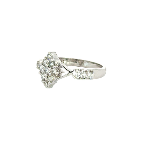 18k White Gold and Diamond Fancy Ring in size 5.5 and total gold weight of 3.32g