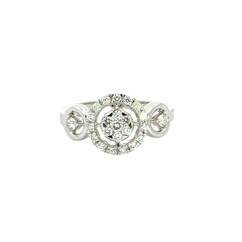 18k White Gold and Diamond Fancy Ring in size 5 and total gold weight of 2.9g