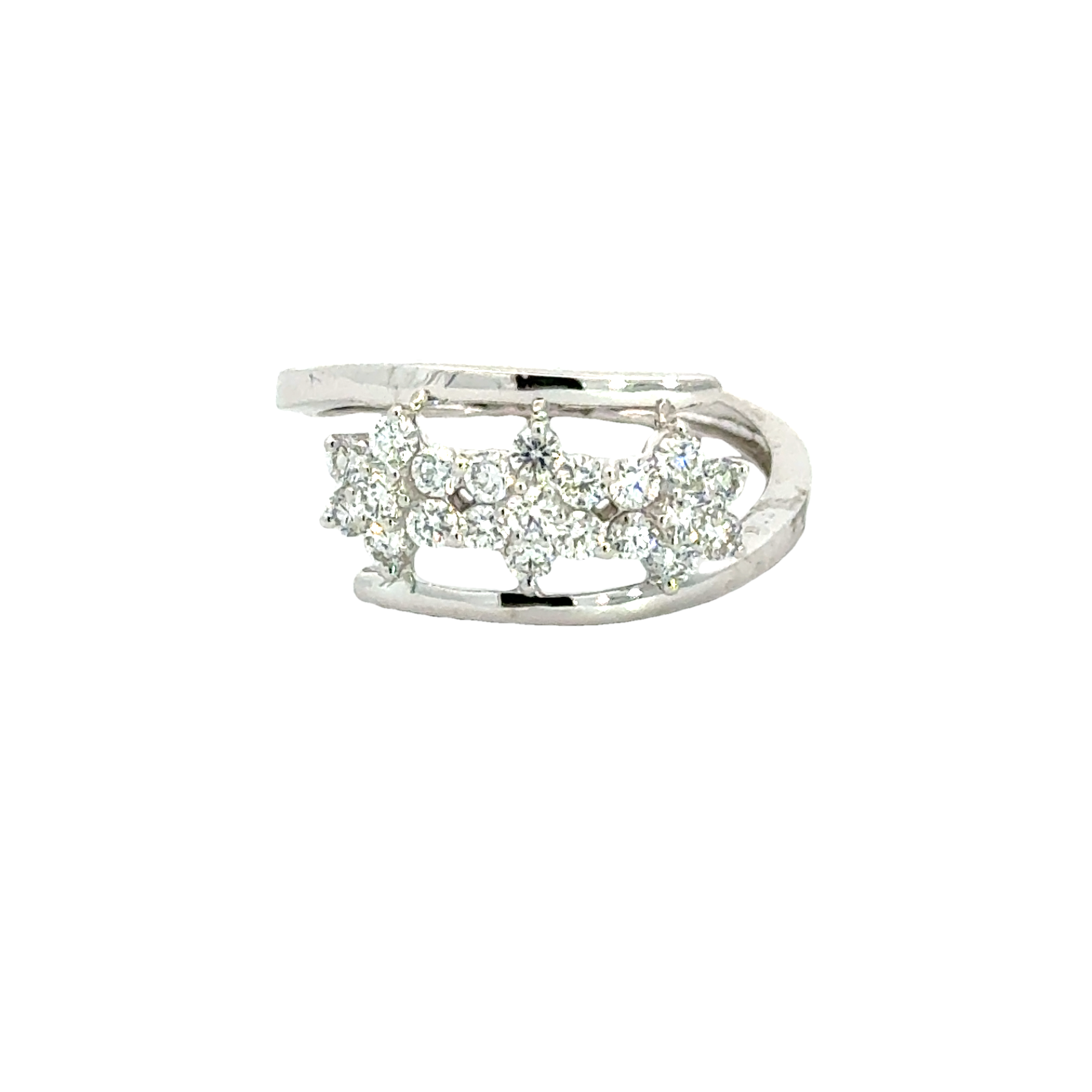 18k White Gold and Diamond Fancy Ring in size 5.5 and total gold weight of 2.52g