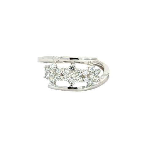 18k White Gold and Diamond Fancy Ring in size 5.5 and total gold weight of 2.52g