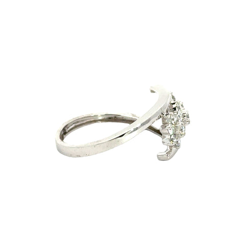 18k White Gold and Diamond Fancy Ring in size 5.5 and total gold weight of 2.52g