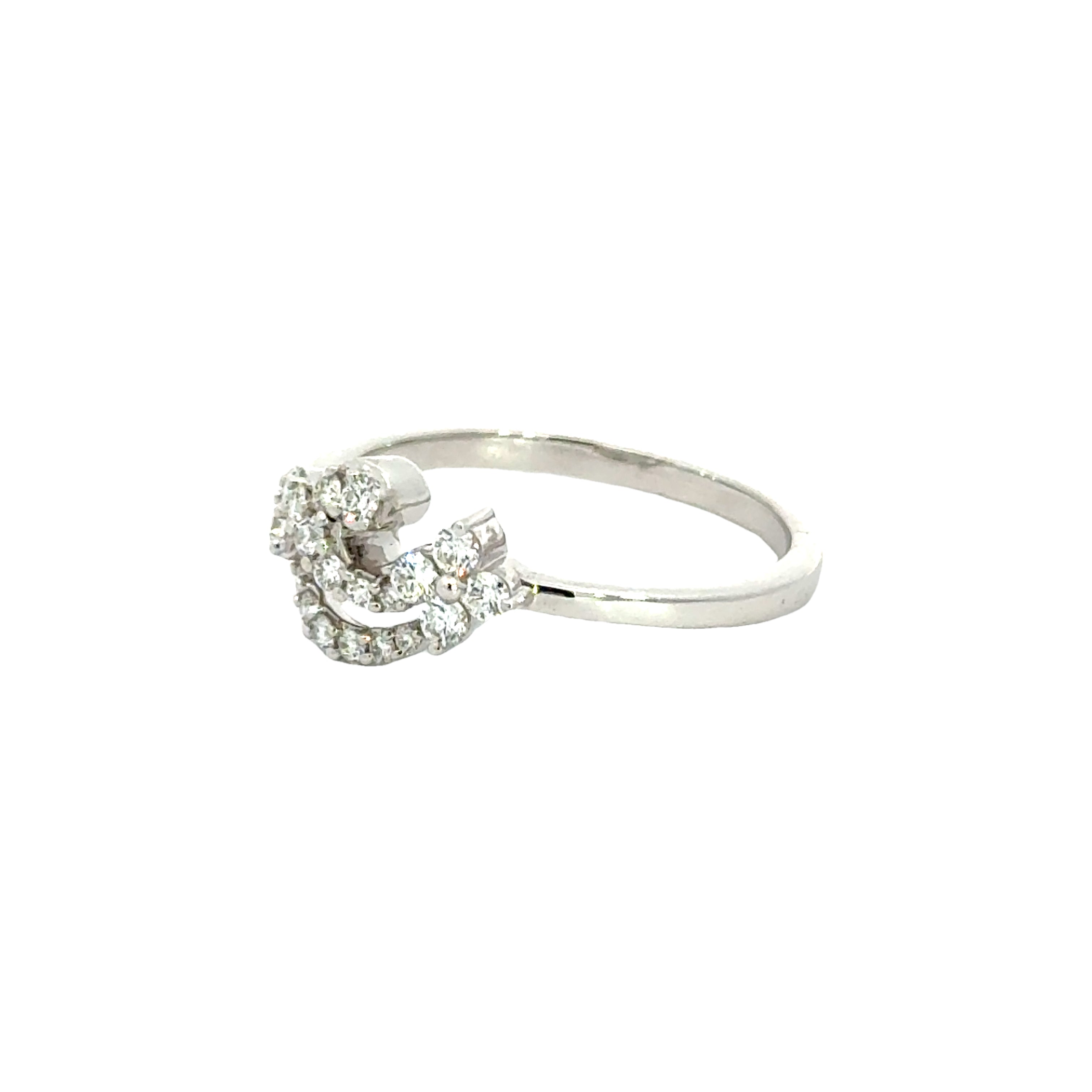 18k White Gold and Diamond Fancy Ring in size 5.5 and total gold weight of 2.29g