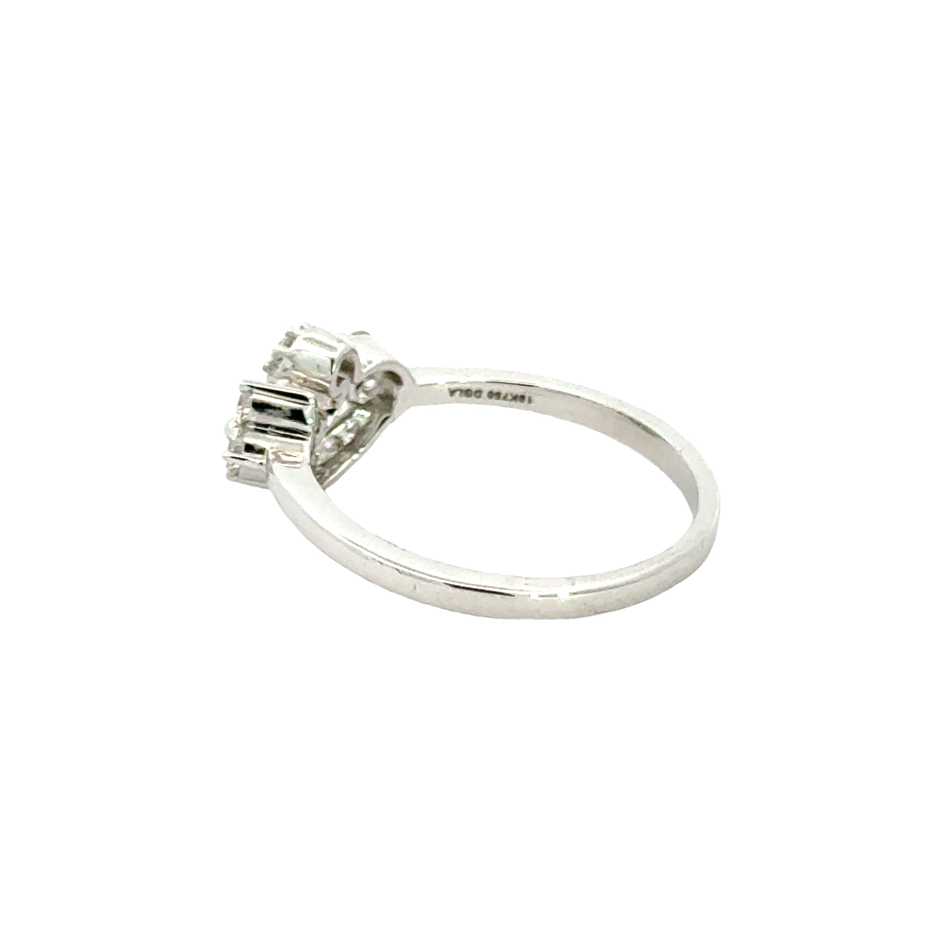 18k White Gold and Diamond Fancy Ring in size 5.5 and total gold weight of 2.29g