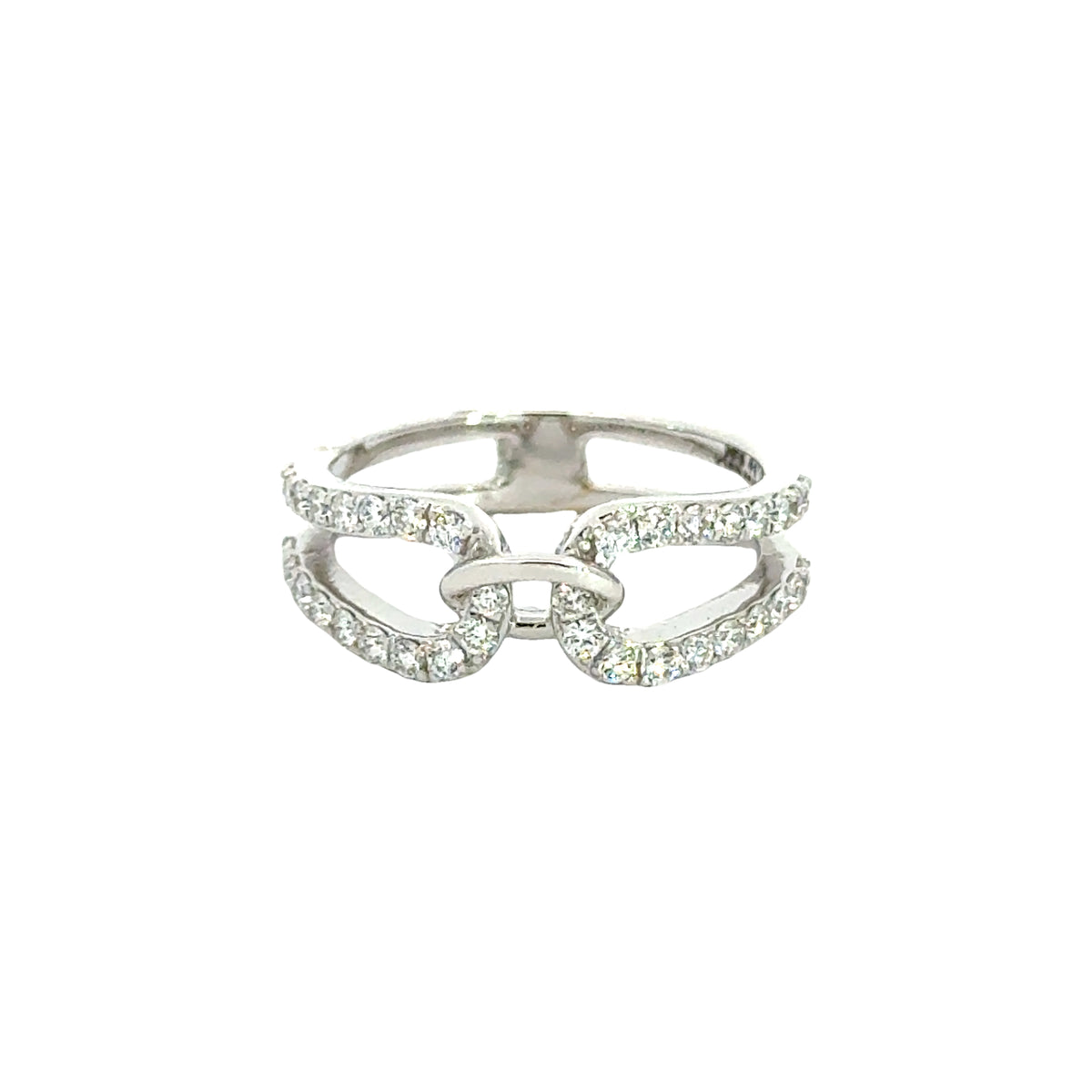 18k White Gold and Diamond Fancy Ring in size 5 and total gold weight of 3.17g