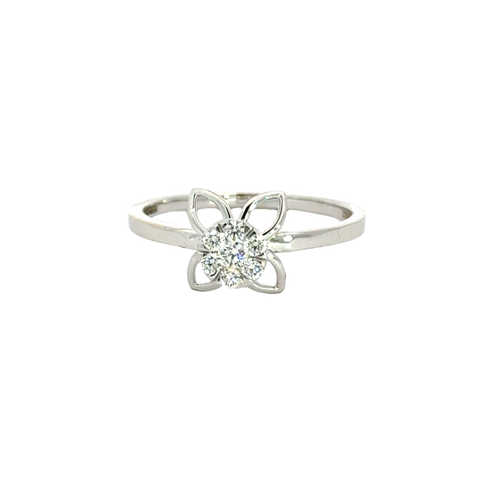 18k White Gold and Diamond Fancy Ring in size 6.5 and total gold weight of 2.07g