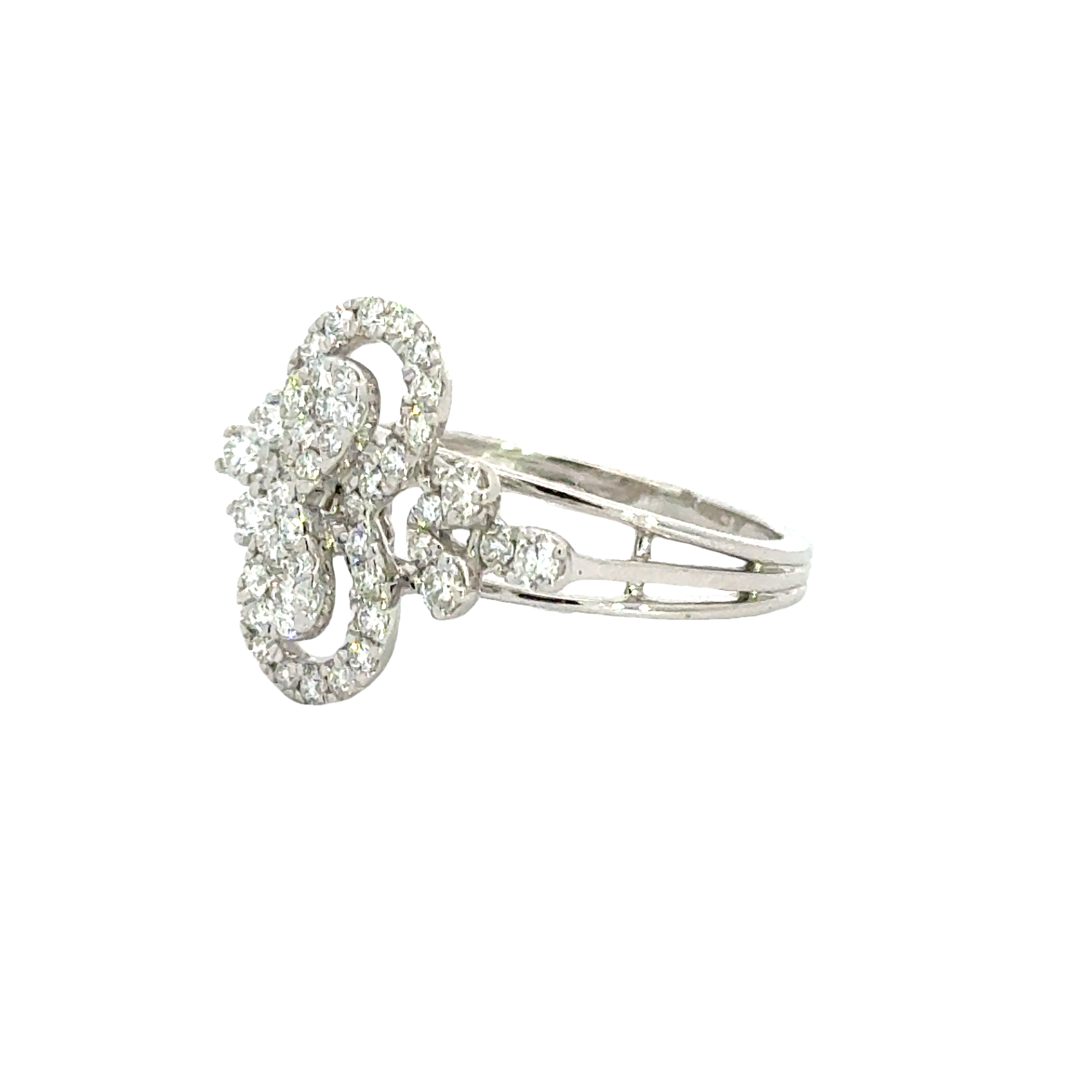 18k White Gold and Diamond Fancy Ring in size 6 and total gold weight of 3.12g