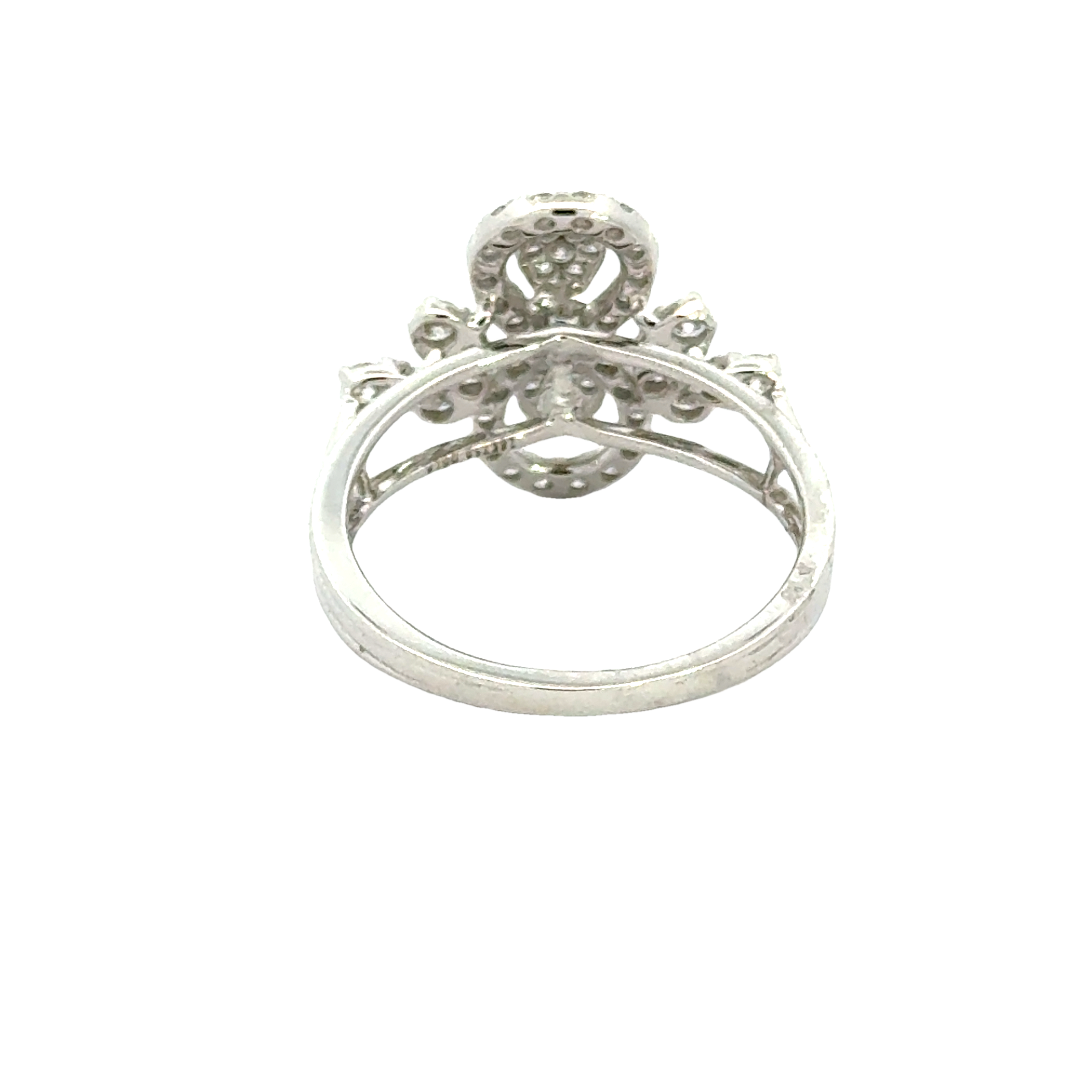 18k White Gold and Diamond Fancy Ring in size 6 and total gold weight of 3.12g