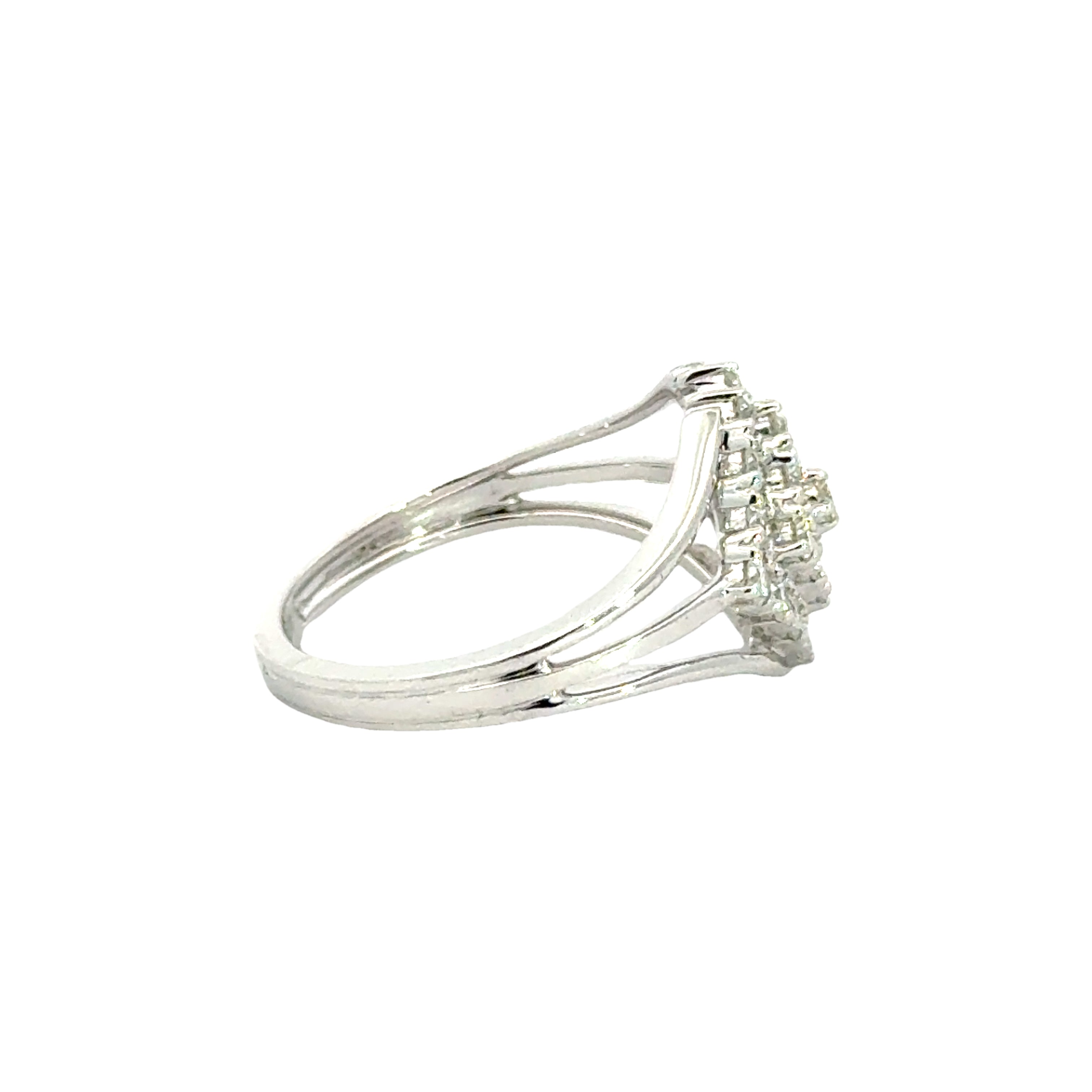 18k White Gold and Diamond Fancy Ring in size 5.5 and total gold weight of 3.46g