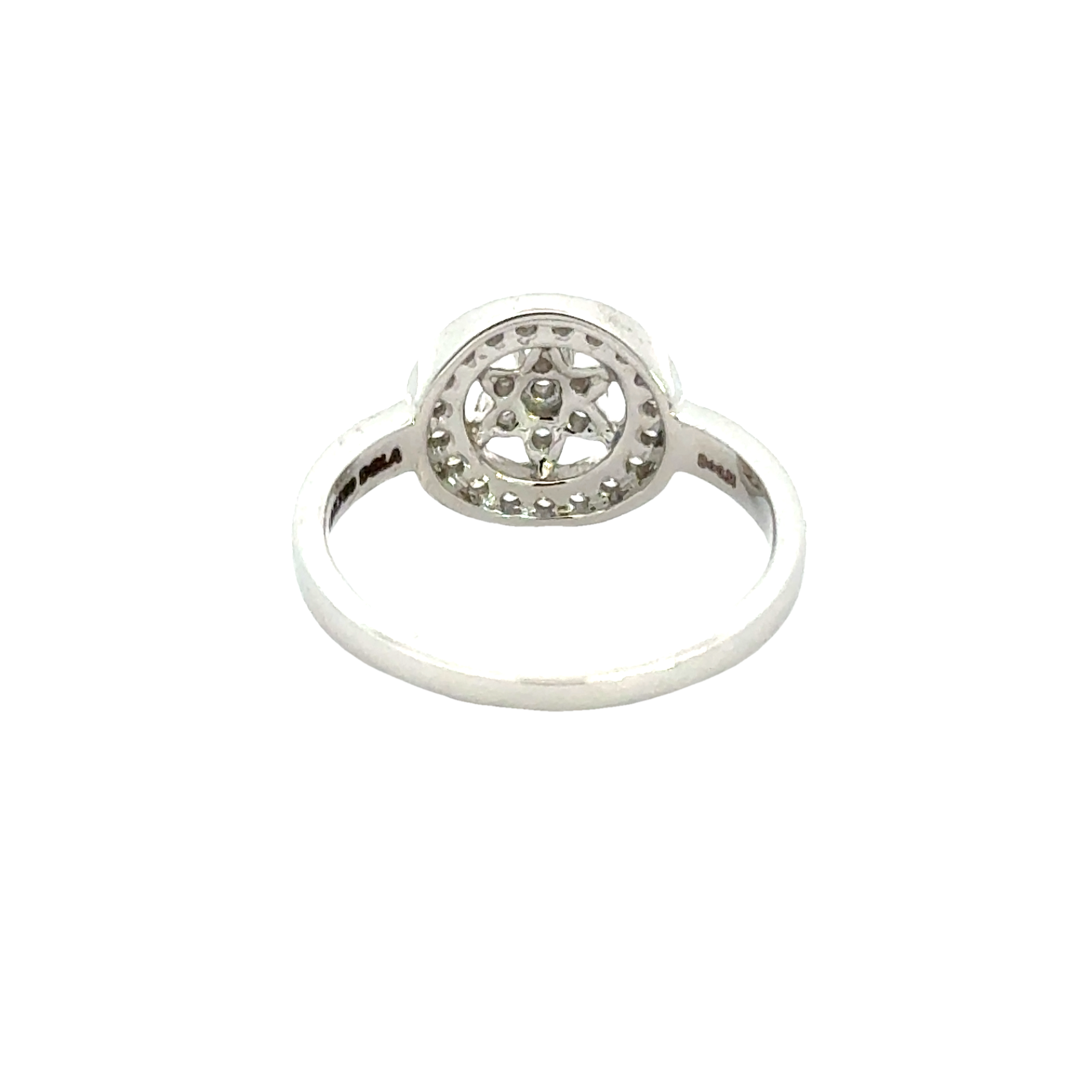 18k White Gold and Diamond Star Fancy Ring in size 5.5 and total gold weight of 3.25g