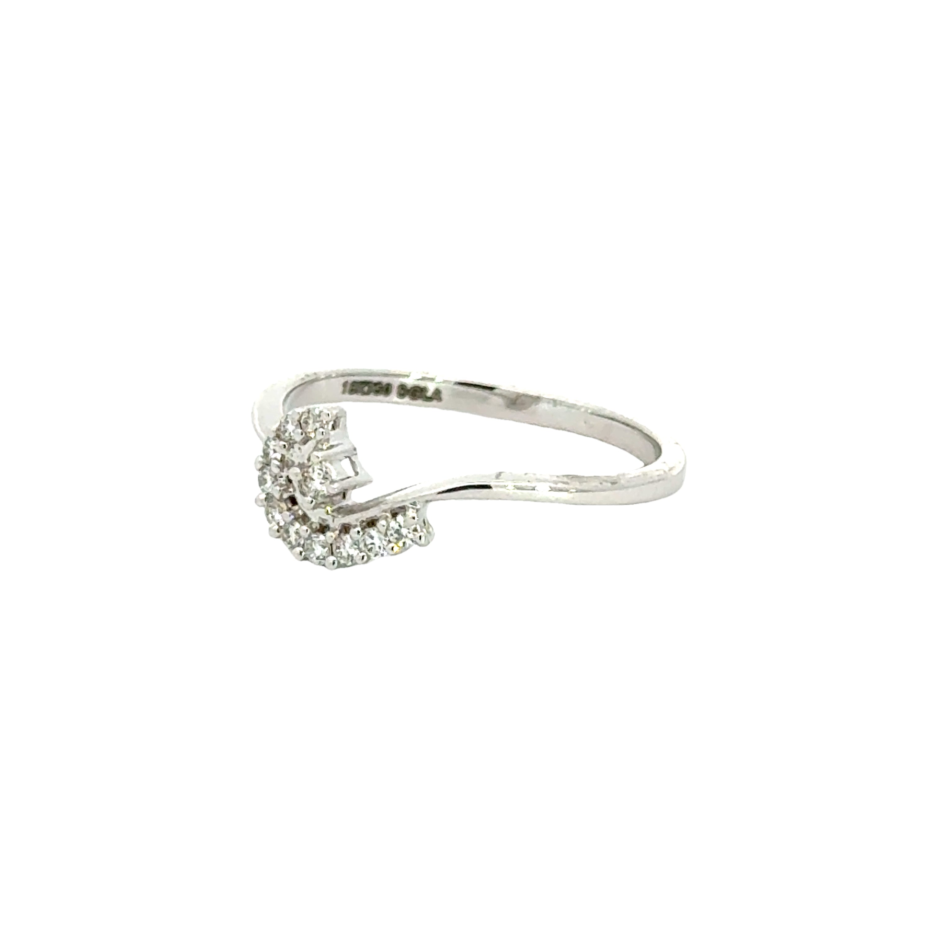 18k White Gold and Diamond Fancy Ring in size 5 and total gold weight of 1.6g