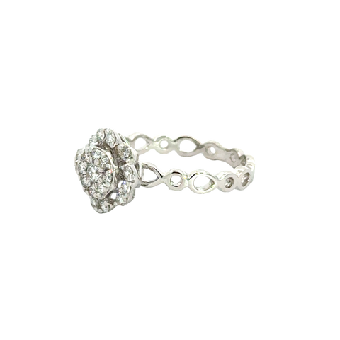 18k White Gold and Diamond Fancy Ring in size 5.5 and total gold weight of 2.75g