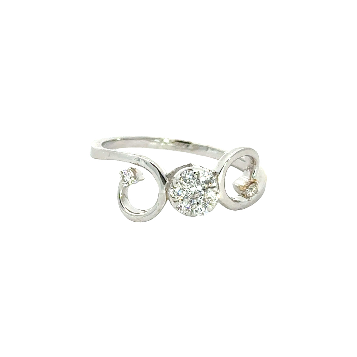 18k White Gold and Diamond Fancy Ring in size 6.5 and total gold weight of 2.12g