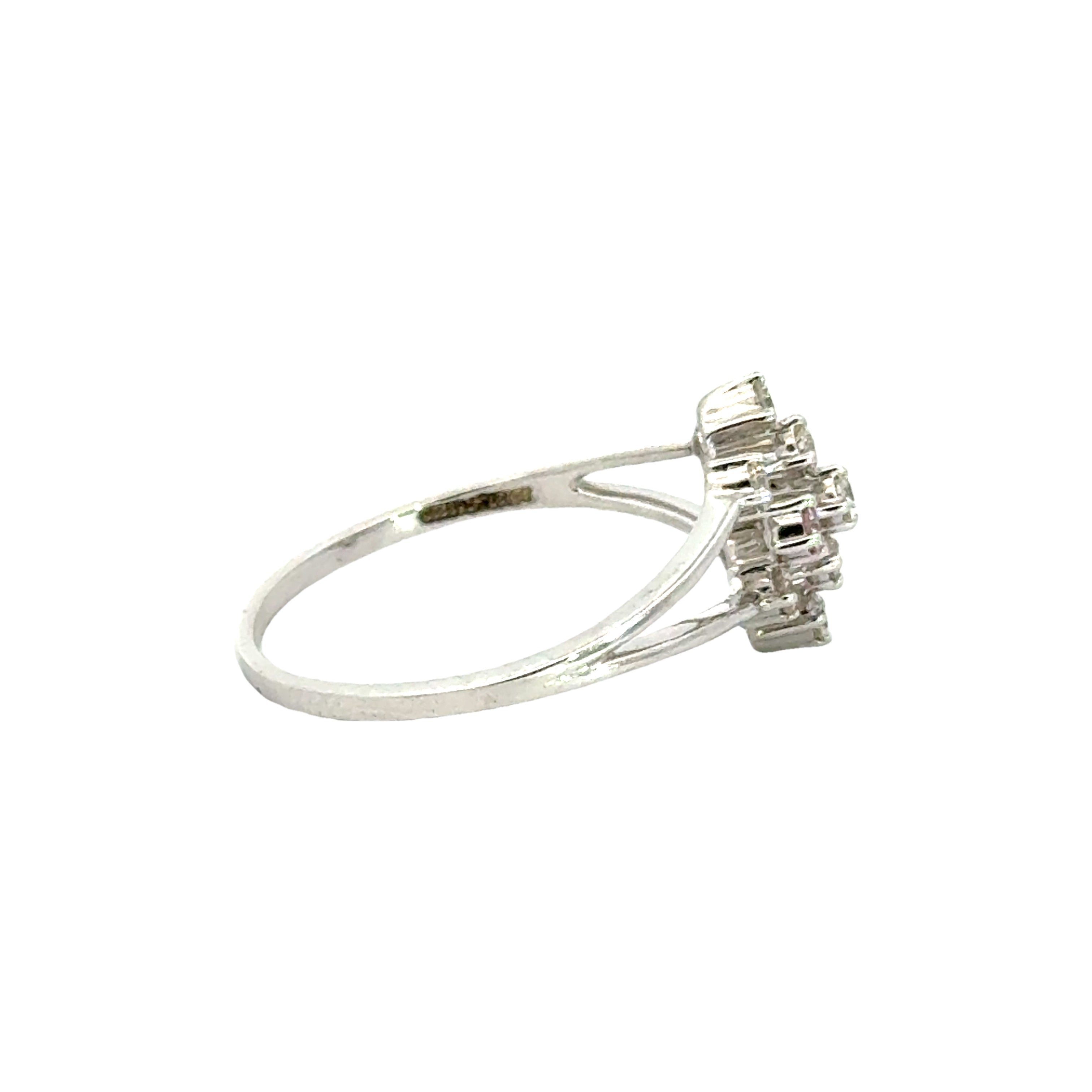 18k White Gold and Diamond Fancy Ring in size 6.5 and total gold weight of 1.72g