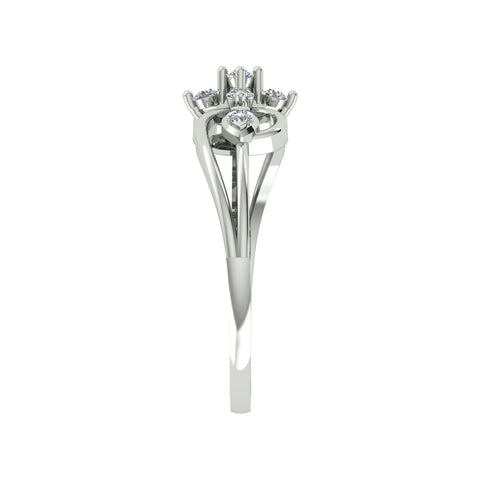 18k White Gold and Diamond Fancy Ring in size 5.5 and total gold weight of 1.55g