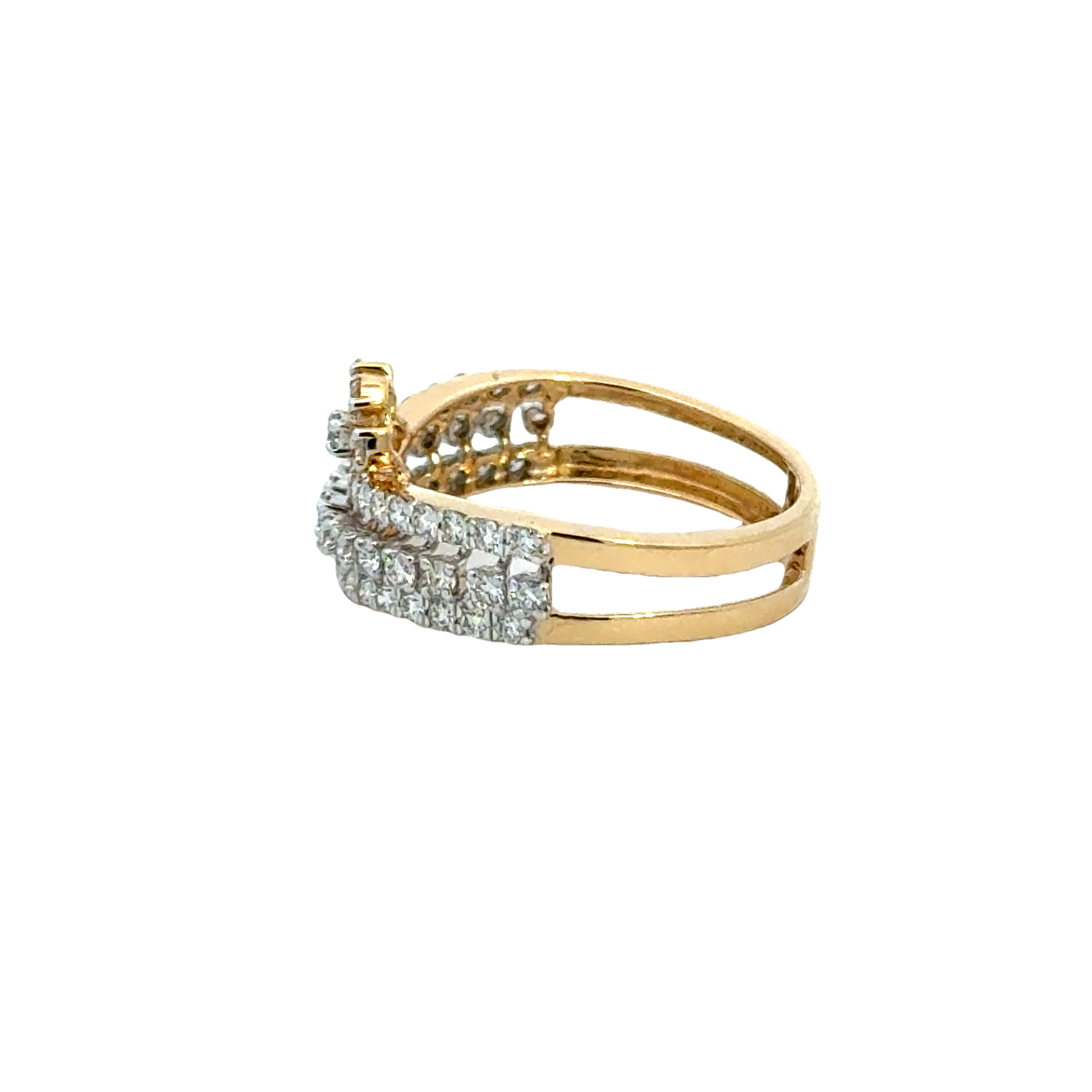 18k Yellow Gold and Diamond Fancy Ring in size 5 and total gold weight of 2.87g