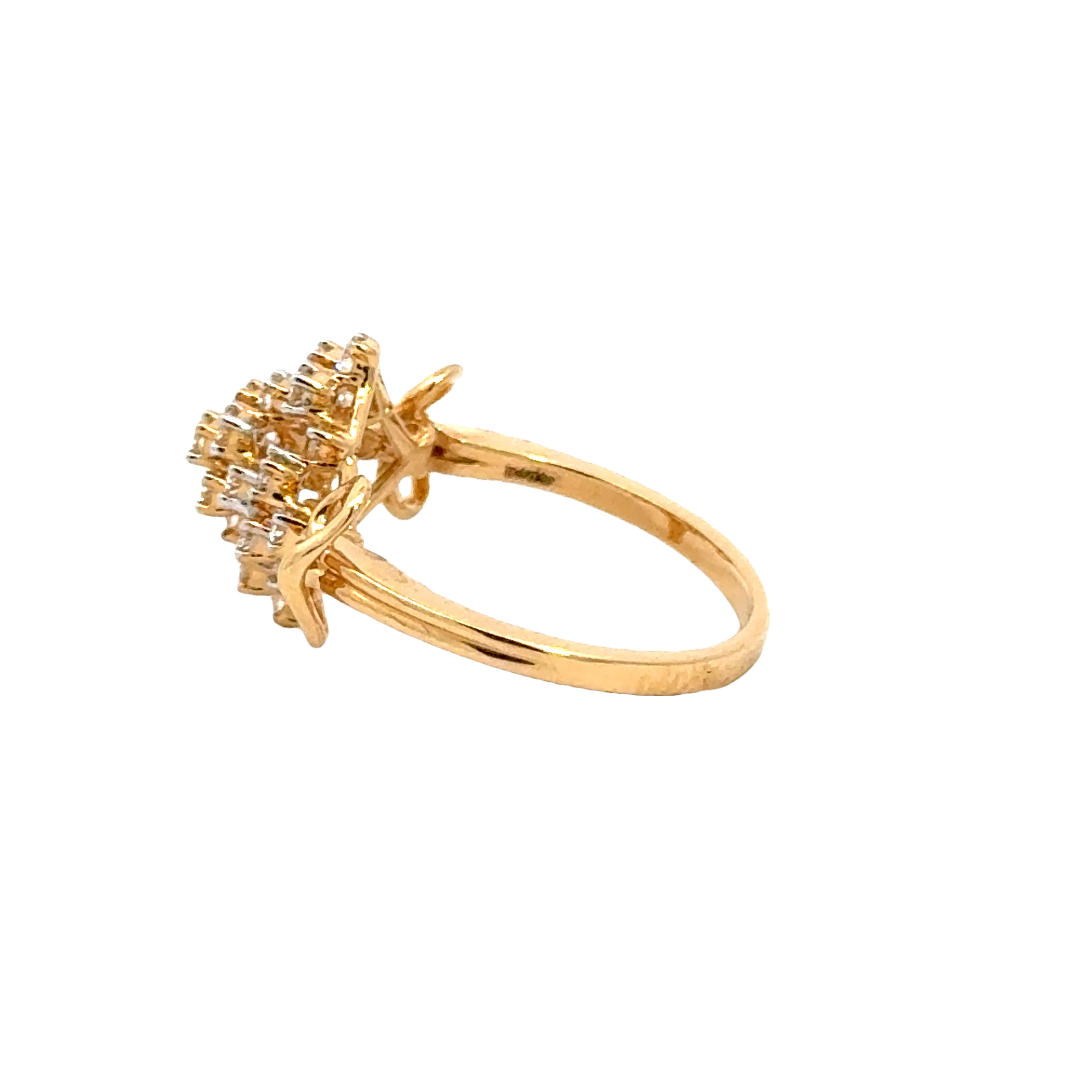 18k Yellow Gold and Diamond Pyramid Fancy Ring in size 5.5 and total gold weight of 3.06g