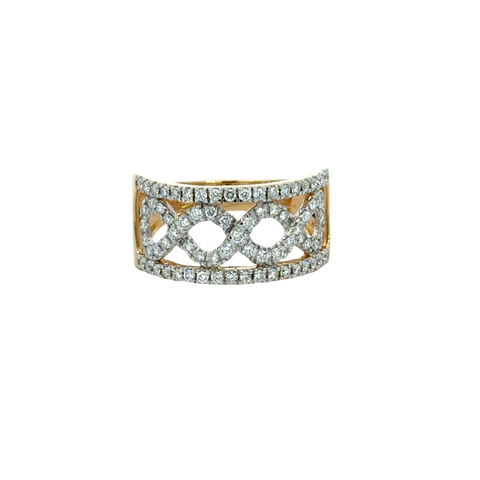 18k Yellow Gold and Diamond Fancy Ring in size 6.5 and total gold weight of 4.9g