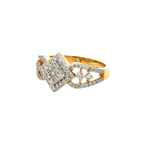 18k Yellow Gold and Diamond Fancy Ring in size 5.5 and total gold weight of 4.26g