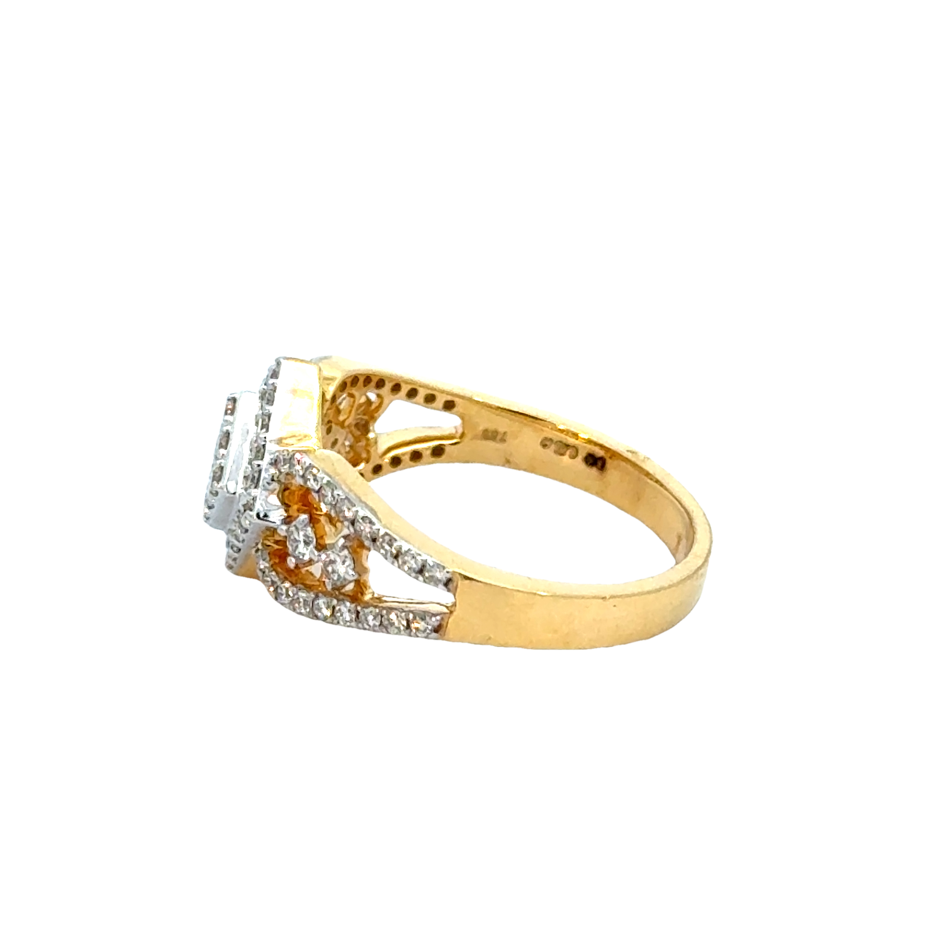 18k Yellow Gold and Diamond Fancy Ring in size 5.5 and total gold weight of 4.26g