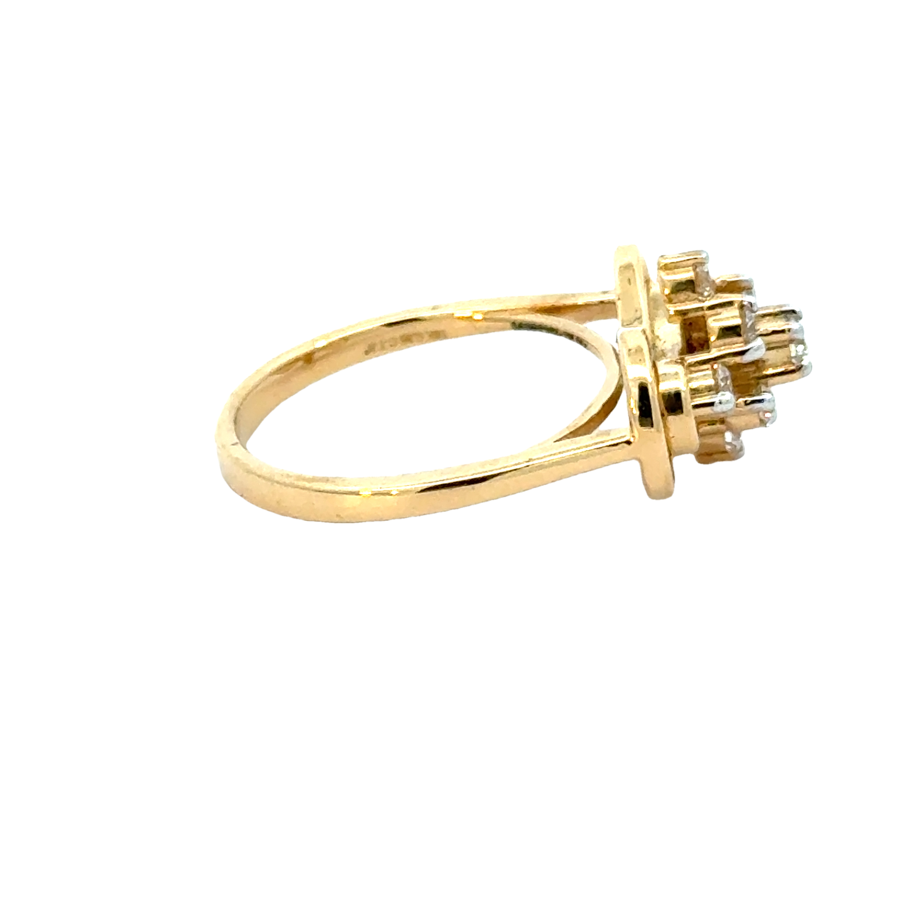 18k Yellow Gold and Diamond Fancy Ring in size 5.5 and total gold weight of 3.75g