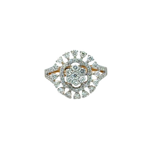 18k Yellow Gold and Diamond Sparkle Fancy Ring in size 5.5 and total gold weight of 3.36g